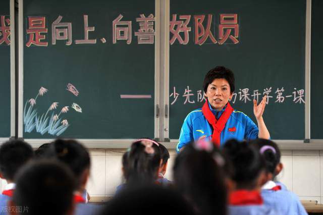 除了导演乔治;克鲁尼和编剧科恩兄弟，影片的主演也是全明星阵容